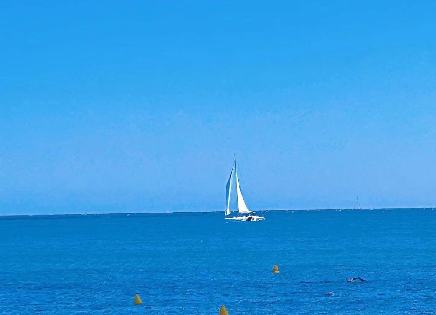 Apartamentos Playa Badalona Dış mekan fotoğraf